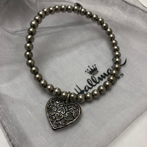 Cute Silver toned beaded bracelet with heart charm - Picture 3 of 3